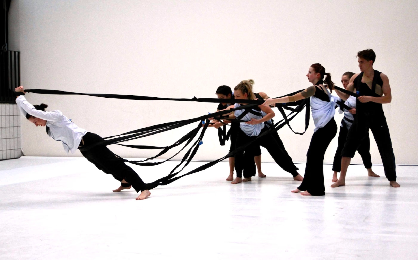 White Noise Dance Theatre choreography Nicole Wiese